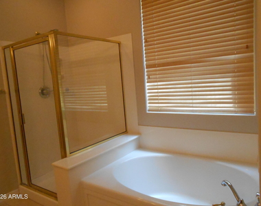 3077 E Blue Ridge Place - Photo Thumbnail 36