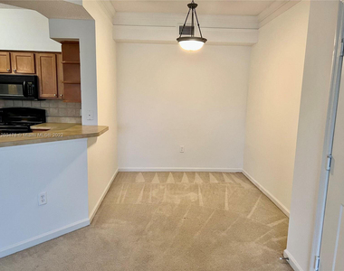 9887 Baywinds Drive - Photo Thumbnail 10