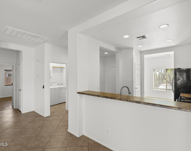 33521 N 26th Avenue - Photo Thumbnail 27