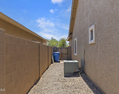 33521 N 26th Avenue - Photo Thumbnail 32