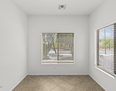 33521 N 26th Avenue - Photo Thumbnail 15