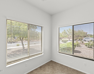33521 N 26th Avenue - Photo Thumbnail 13