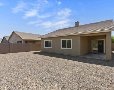 33521 N 26th Avenue - Photo Thumbnail 35