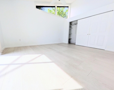 9975 Boca Gardens Trail - Photo Thumbnail 8