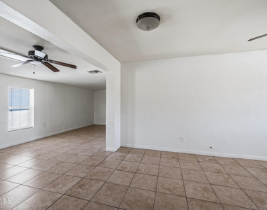 12422 N Cherry Hills Drive E - Photo Thumbnail 5