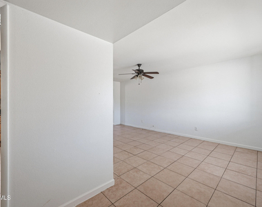 12422 N Cherry Hills Drive E - Photo Thumbnail 2