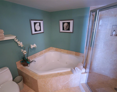 2011 N Ocean Boulevard - Photo Thumbnail 19