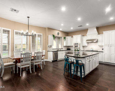 18186 W Narramore Road - Photo Thumbnail 9