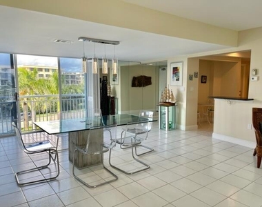2780 S Ocean Boulevard - Photo Thumbnail 4