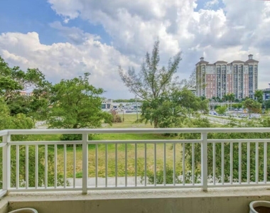 480 Hibiscus Street - Photo Thumbnail 8