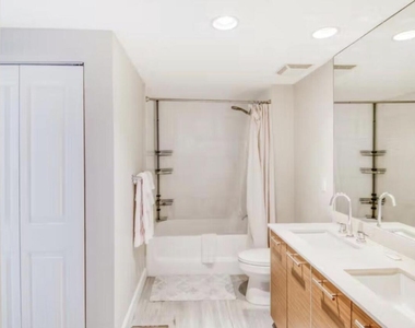 480 Hibiscus Street - Photo Thumbnail 7