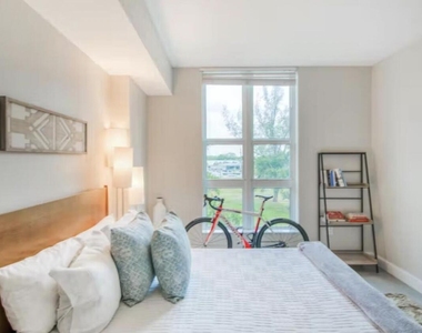 480 Hibiscus Street - Photo Thumbnail 4
