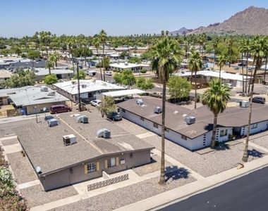 3126 N 68th Street - Photo Thumbnail 2