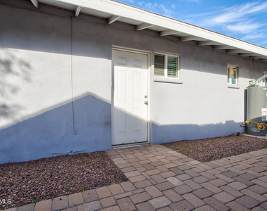 210 E Jones Avenue - Photo Thumbnail 16