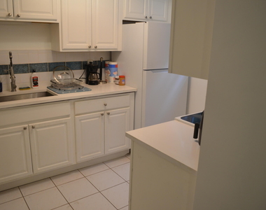658 Ne 6th Court E - Photo Thumbnail 17