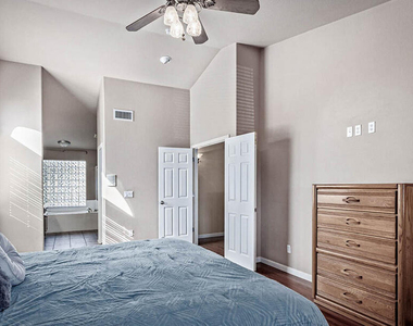 25832 N 67th Lane - Photo Thumbnail 9