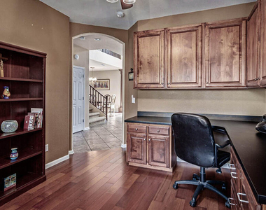 25832 N 67th Lane - Photo Thumbnail 15