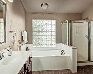 25832 N 67th Lane - Photo Thumbnail 11