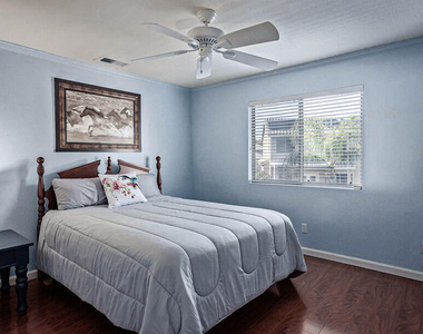 25832 N 67th Lane - Photo Thumbnail 13