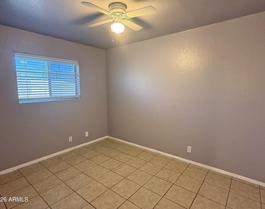 624 E Marilyn Avenue - Photo Thumbnail 10
