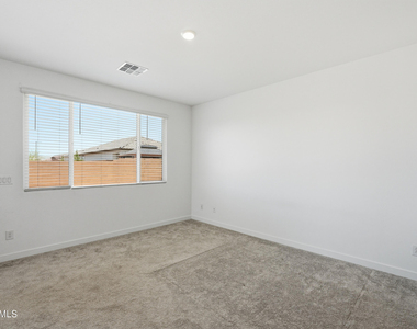 16692 W Alameda Road - Photo Thumbnail 11