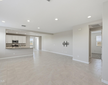 16692 W Alameda Road - Photo Thumbnail 5