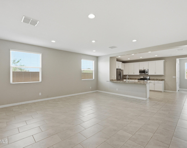16692 W Alameda Road - Photo Thumbnail 4