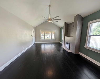 3145 Nw 21st Street - Photo Thumbnail 5