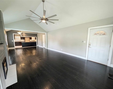 3145 Nw 21st Street - Photo Thumbnail 4