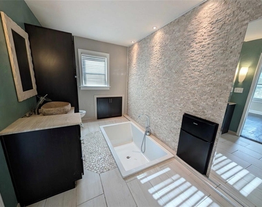 3145 Nw 21st Street - Photo Thumbnail 14