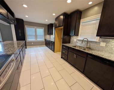 3145 Nw 21st Street - Photo Thumbnail 9