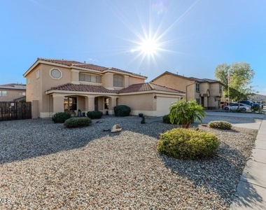 10617 W Daley Lane - Photo Thumbnail 1