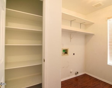 12054 S 44th Street - Photo Thumbnail 16