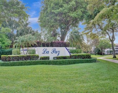 7546 La Paz Boulevard - Photo Thumbnail 32