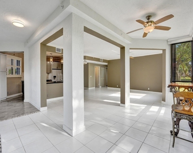 7546 La Paz Boulevard - Photo Thumbnail 10