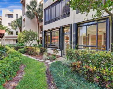 7546 La Paz Boulevard - Photo Thumbnail 2