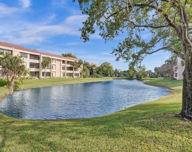 7546 La Paz Boulevard - Photo Thumbnail 31