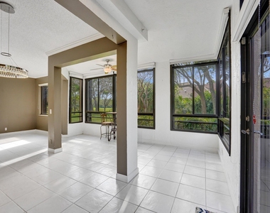 7546 La Paz Boulevard - Photo Thumbnail 9