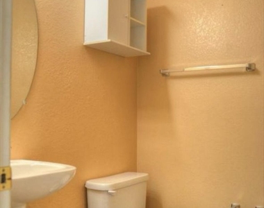 4917 W Behrend Drive - Photo Thumbnail 3