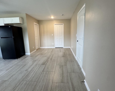2381 Se Pinero Road - Photo Thumbnail 13