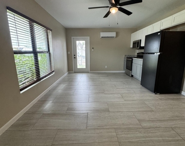 2381 Se Pinero Road - Photo Thumbnail 2