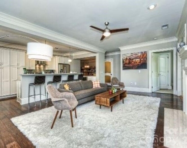 2100 Queens Road W - Photo Thumbnail 4