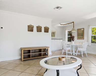 604 Piedmont Road - Photo Thumbnail 4