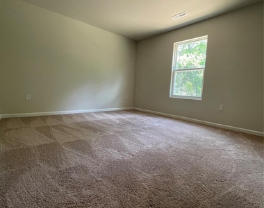 1337 Nia Road - Photo Thumbnail 11