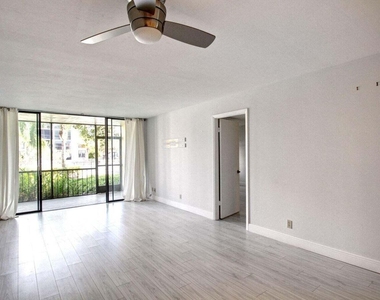 11 Royal Palm Way - Photo Thumbnail 1