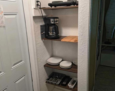 5741 Sw 24th Avenue - Photo Thumbnail 5