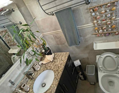 5741 Sw 24th Avenue - Photo Thumbnail 8