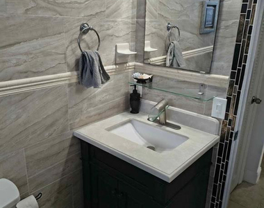 5741 Sw 24th Avenue - Photo Thumbnail 12