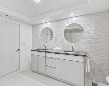5280 N Ocean Drive - Photo Thumbnail 63