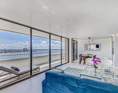 5280 N Ocean Drive - Photo Thumbnail 2